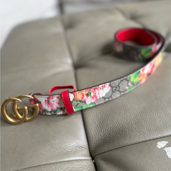 Gucci Floral Belt with Gold Buckle - Picture 3 of 4